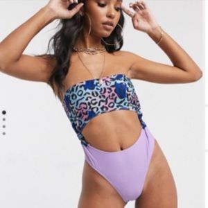 UNIQUE 21 swimsuit